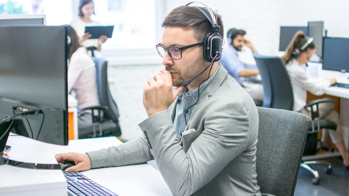 Assistante administrative indépendante : comment lancer votre activité ?